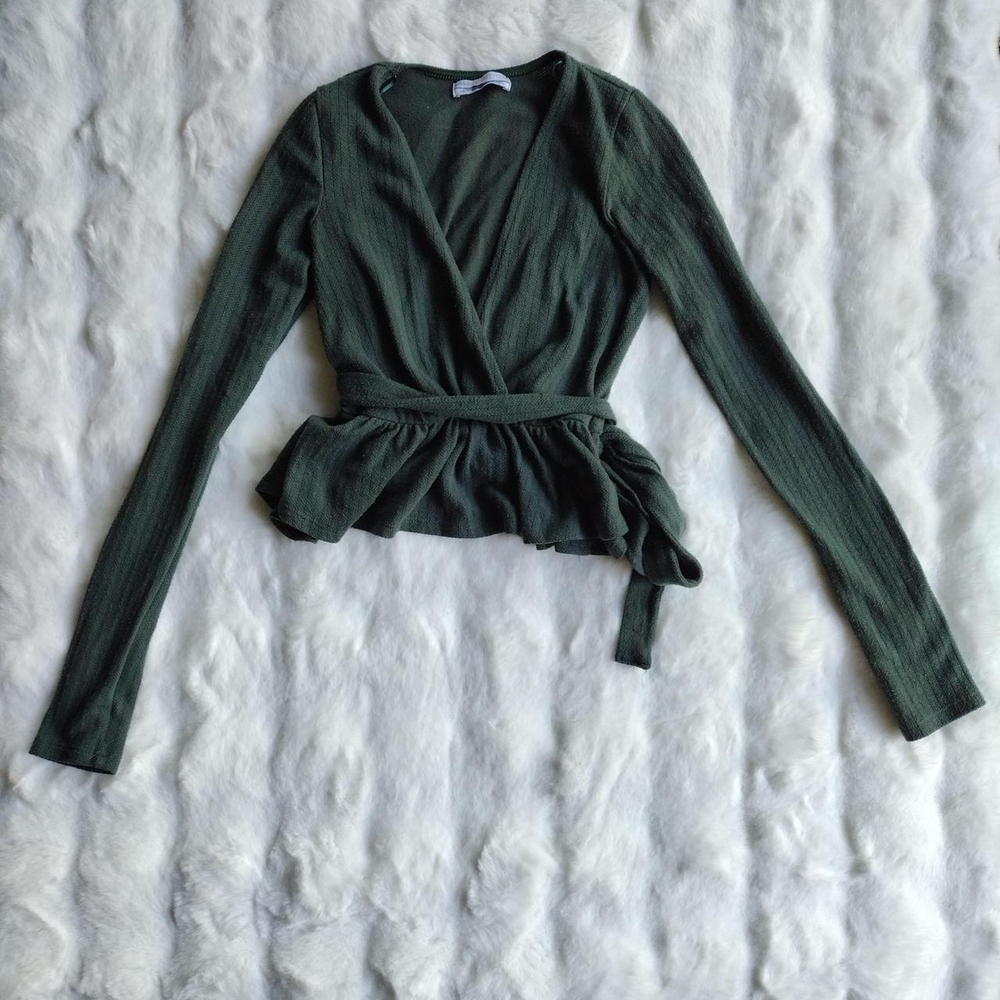 Women's Green Wrap Top 🌿
